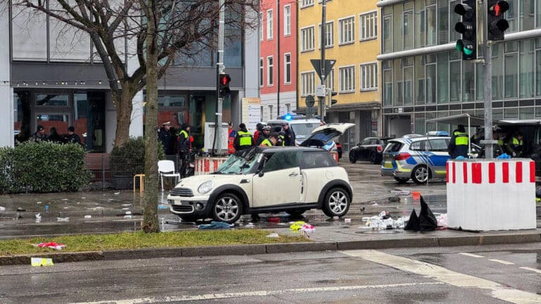 2-year-old girl, mother die from injuries in Munich car attack